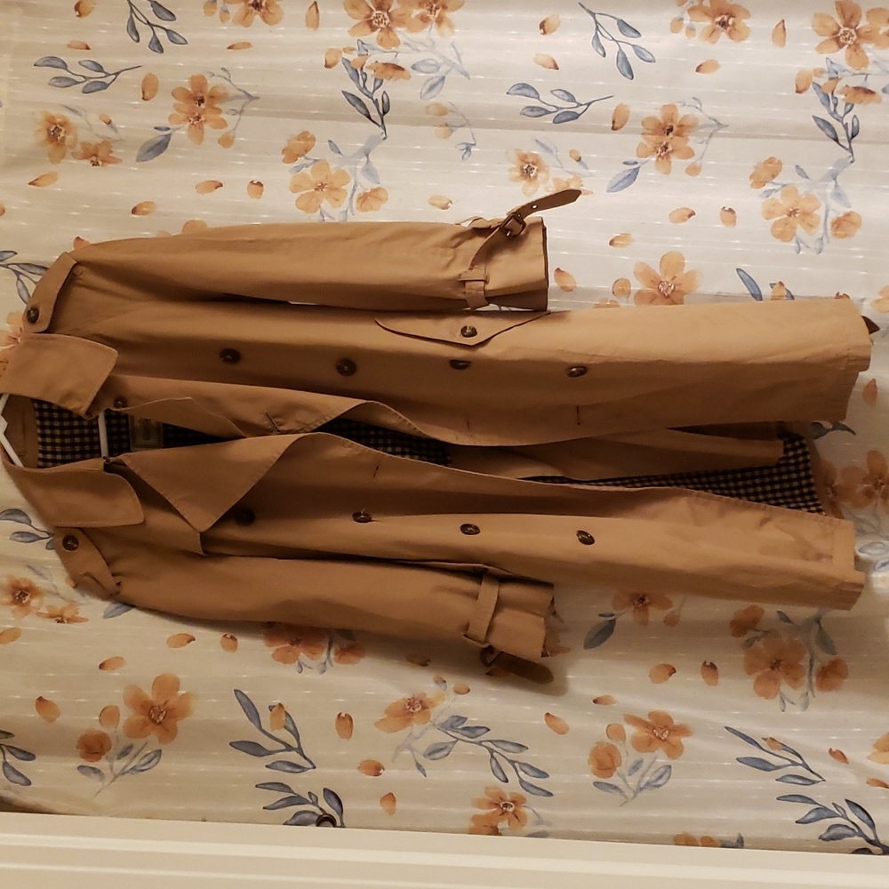 Trench coat